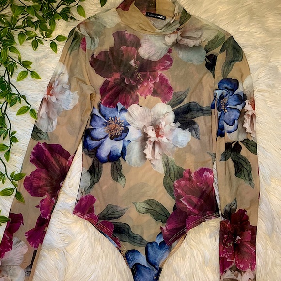 Top - Picture 1 of 1